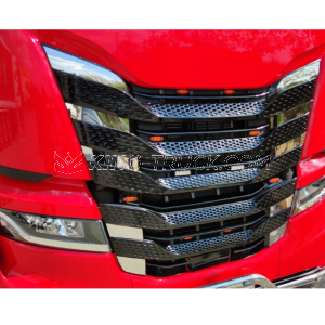 Griglia Interna in Acciaio Inox per Iveco S-Way
