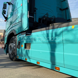 Prolungamento carenature laterali VOLVO AERO, FH5, FH4 con 5 luci 